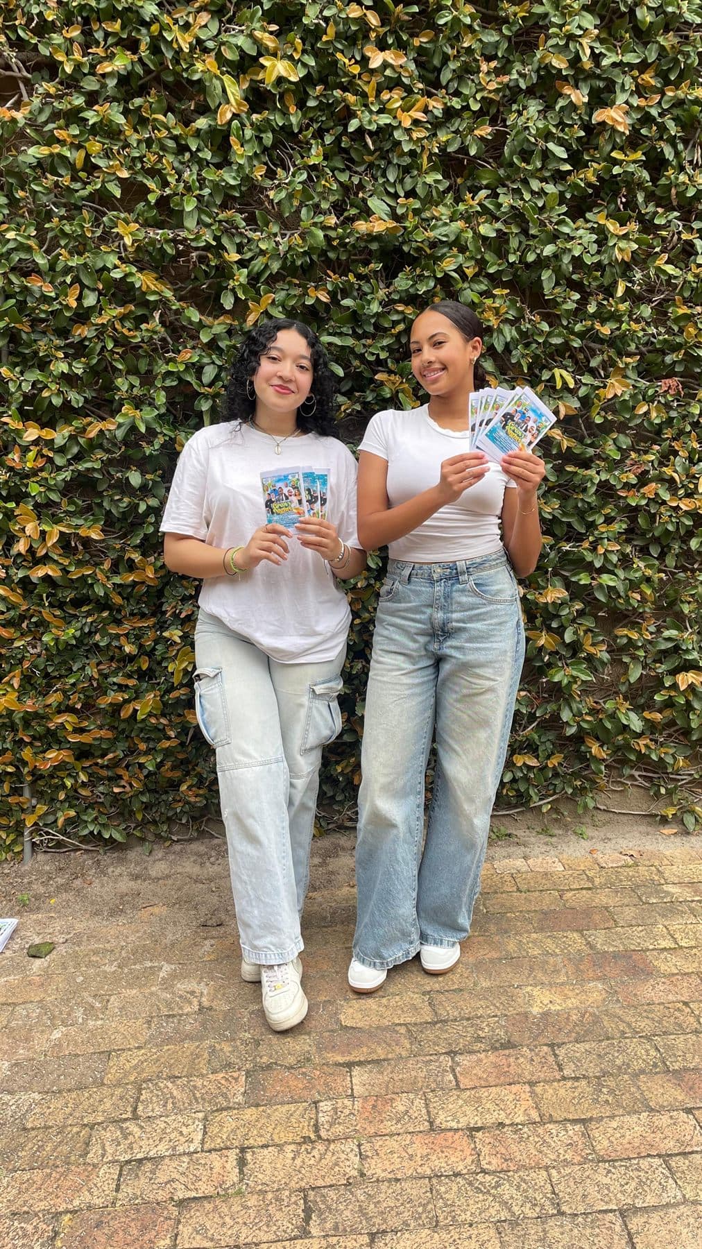 Campaign support duo