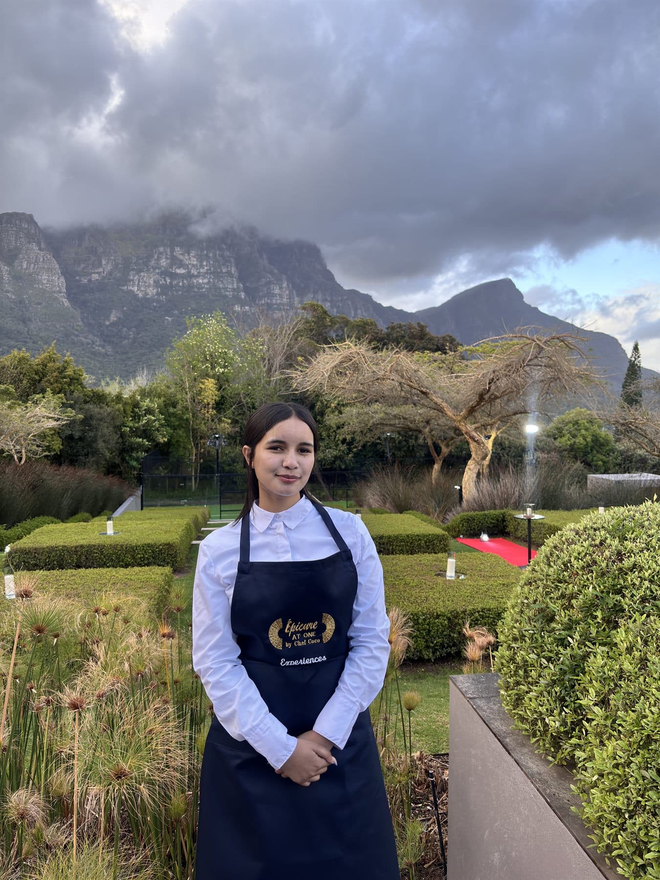 Formal hostess service